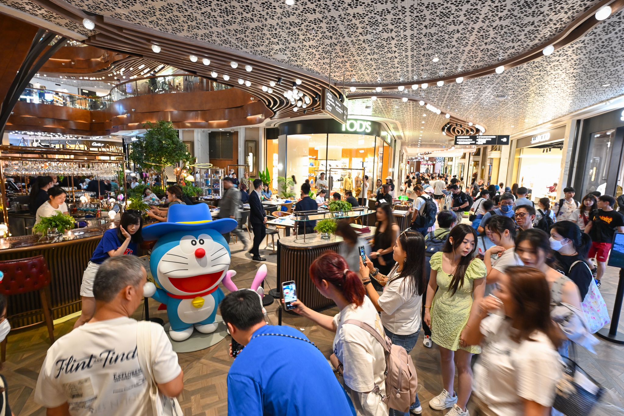 Following the global debut of the “100% DORAEMON & FRIENDS” exhibition, footfall at K11 MUSEA surged nearly 40% compared to pre-exhibition levels, setting a new single-day record for the year.