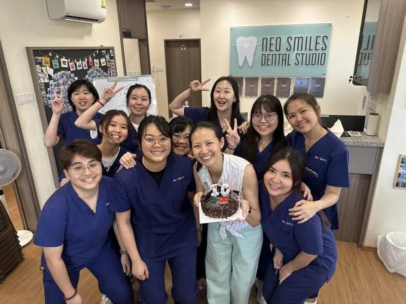 Neo Smiles 10 year celebration